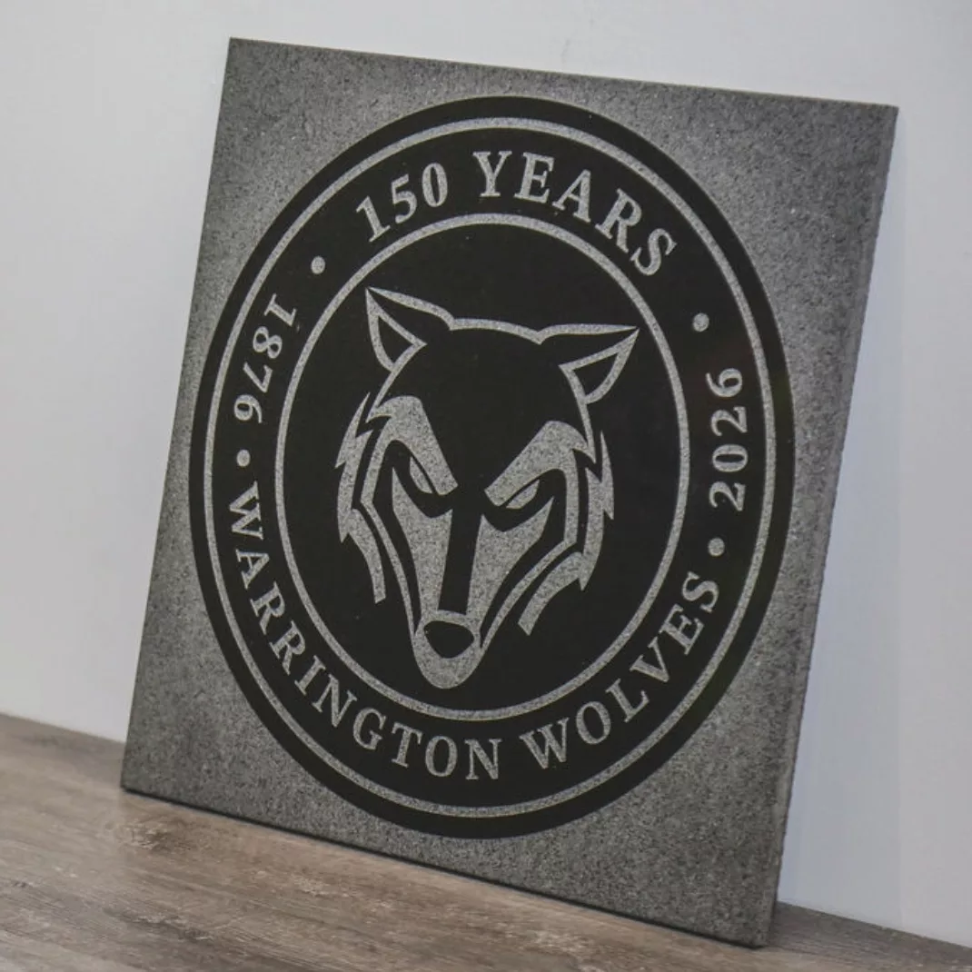 Engraved fan stone Warrington Wolves